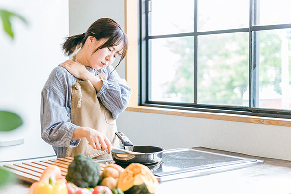 巻き肩　整体　ストレッチ